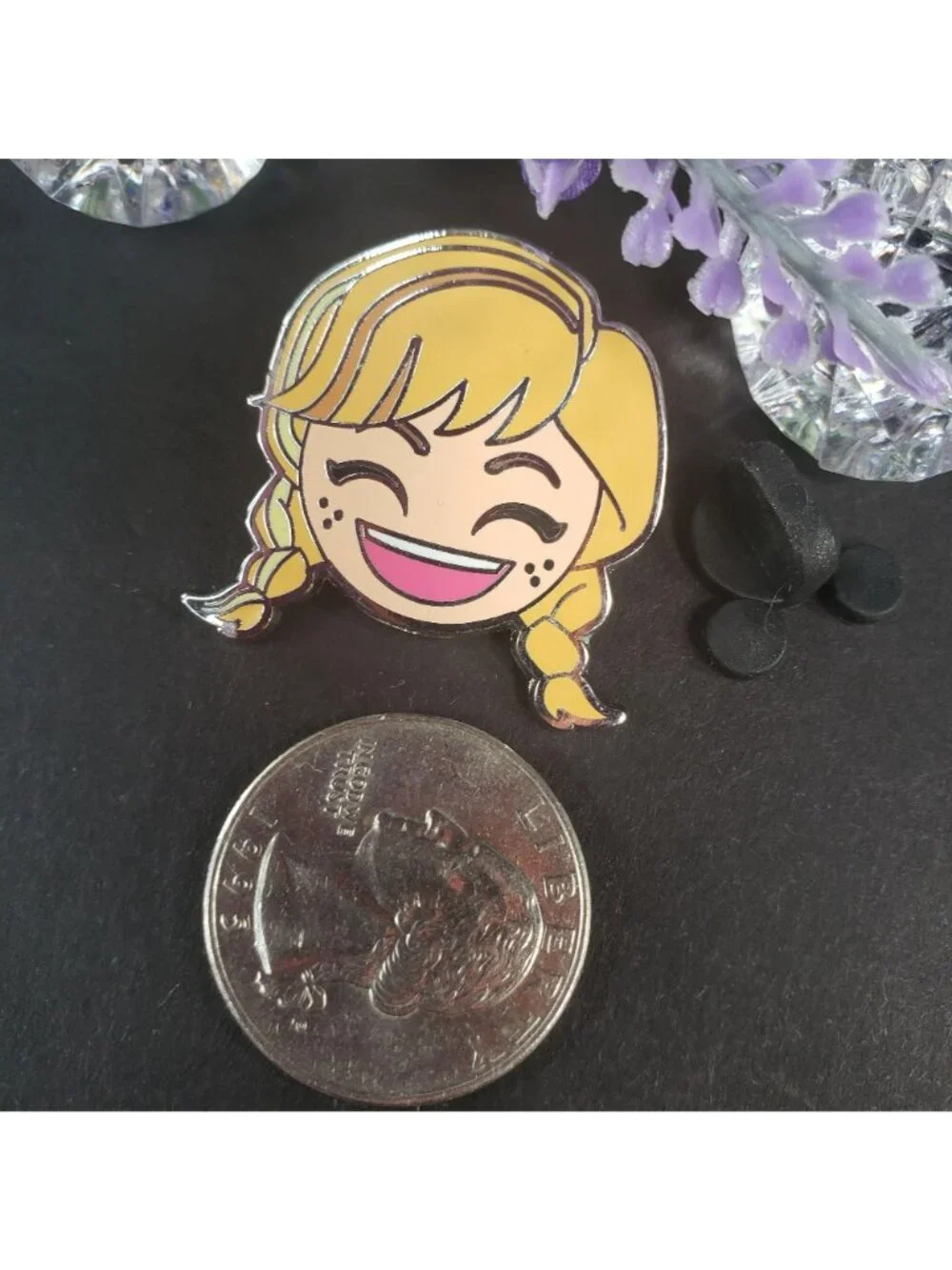 Disney Anna Frozen Trading Pin Laughing Emoji Princess Badge Brooch Lapel Pin